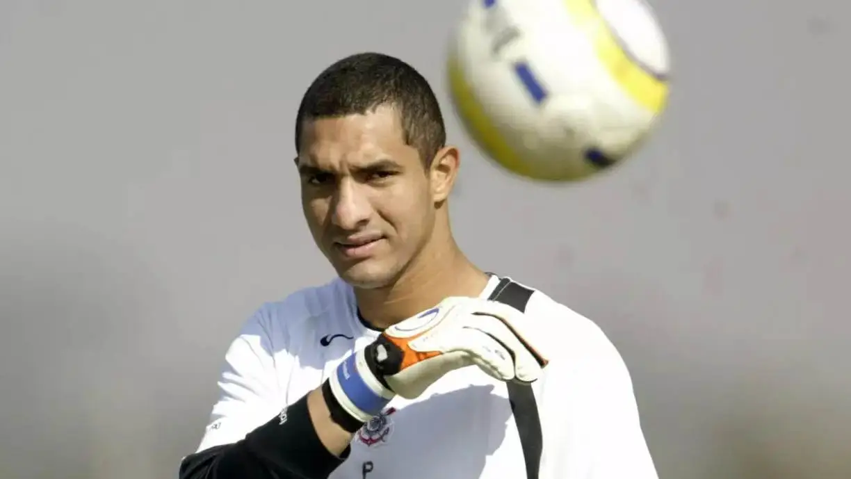 O ex-goleiro do Corinthians, Fábio Costa, se aposentou no ano de 2013, mas permanece como empresário no ramo. Foto: Reprodução