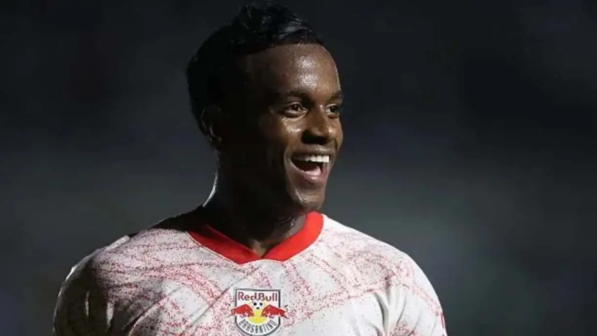 Helinho topa jogar no Corinthians; negociação depende do Toluca