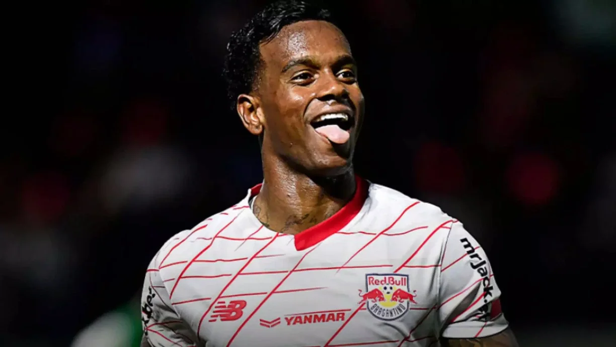 Corinthians tem interesse no atacante Helinho, ex-Bragantino, que está atuando no futebol mexicano - Foto: Ari Ferreira/Red Bull Bragantino