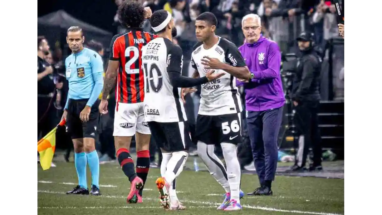 Gui Negão estreiou com a equipe profissional do Corinthians no último domingo - Foto: Reprodução/Instagram