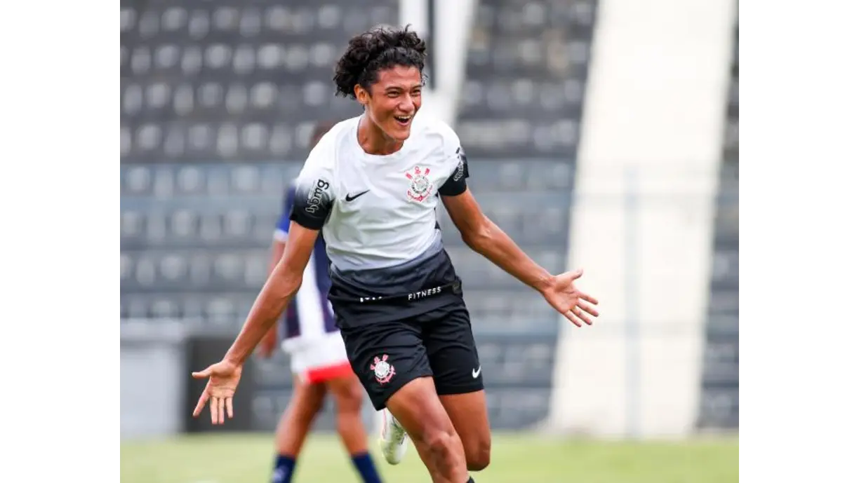Iago Machado chegou a cinco gols em 2024 e divide a vice-artilharia do Corinthians Sub-17 com Gui Bom - Foto: Reprodução