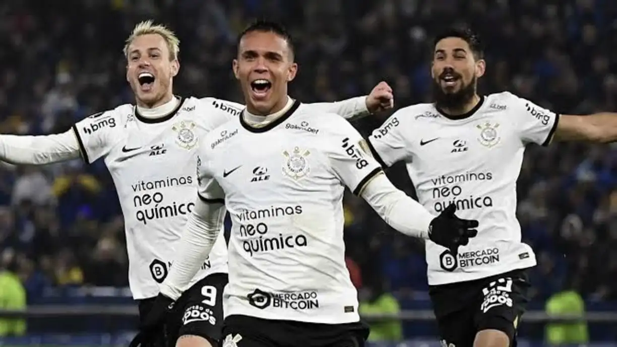 Giovane disputou apenas duas partidas pelo Corinthians nesta temporada, contra o Novorizontino e Huracán, da Argentina | Divulgação/Corinthians