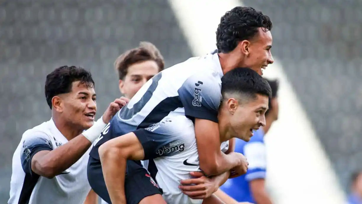Caipira se consolida como principal garçom do Corinthians Sub-20 com cinco assistências na temporada. Foto: Reprodução