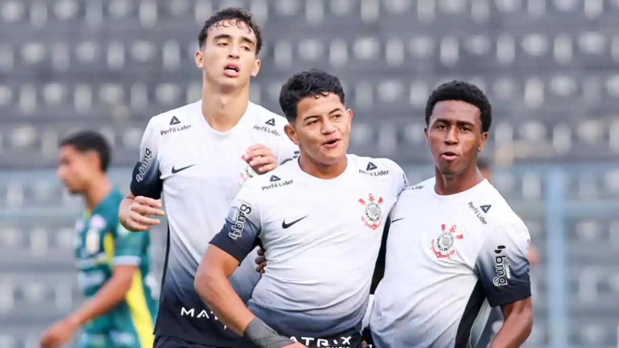 Timãozinho encara o Flamengo em jogo decisivo para se afastar da zona de rebaixamento no Brasileirão Sub-20. Foto: Reprodução