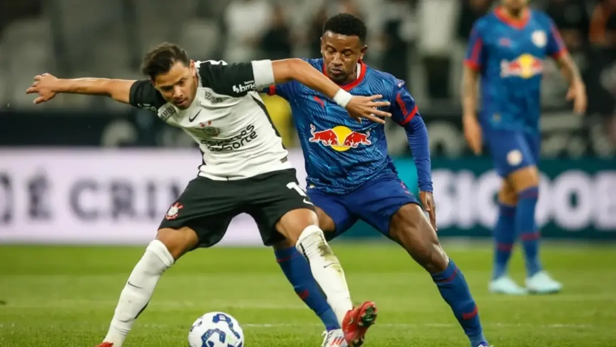 Romero alfineta arbitragem após derrota do Corinthians