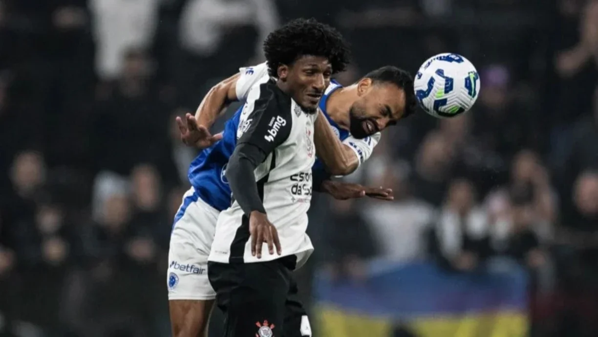 Partida também foi marcada por homenagem ao goleiro Cássio, considerado ídolo no Timão | Marco Galvão/Cruzeiro