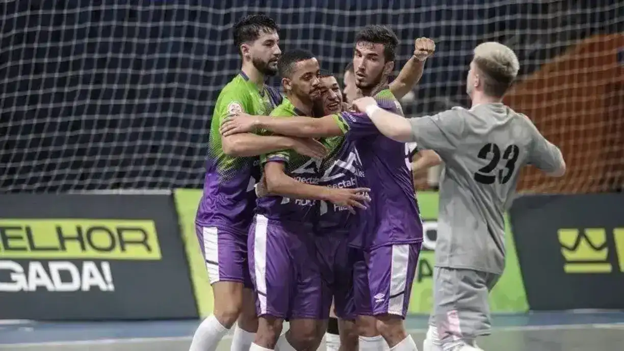 No futsal europeu, João Victor atuou por empréstimo no Ihas Baleares, Noia FS, Ribeira FS, as três da divisão de elite da modalidade na Espanha | Divulgação