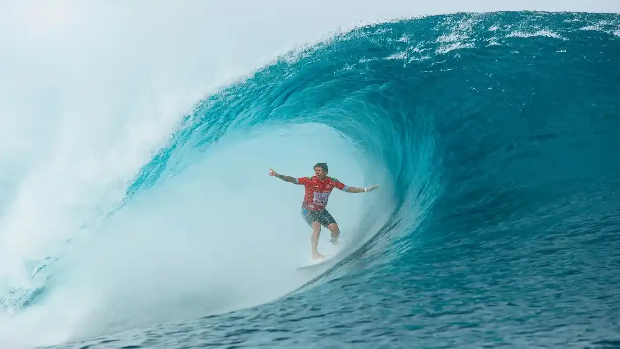 Mesmo com lesão na coluna, surfista chegou à semi da WSL no Brasil e destacou superação como vitória pessoal - Foto: Reprodução
