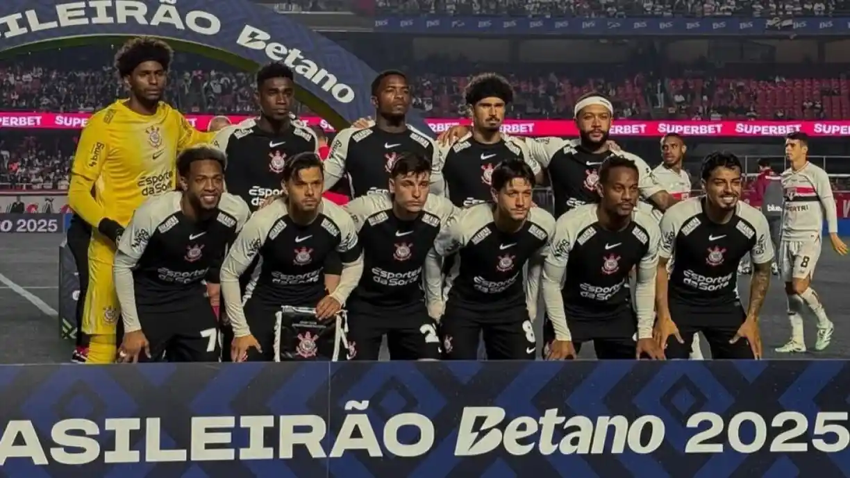 Ángel Romero fala sobre situação envolvendo Memphis Depay no clássico São Paulo e Corinthians - Foto: Divulgação/Agência Corinthians