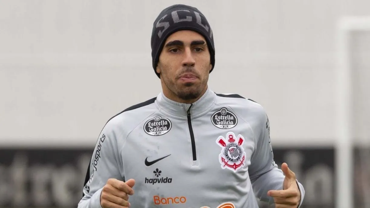 Ex-Corinthians destaca força mental antes de confronto no Brasileirão
