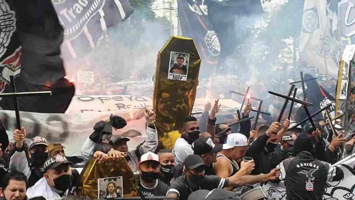 Torcida Gaviões da Fiel convoca protesto por transparência após sumiço de documentos na gestão do Corinthians. Foto: Reprodução
