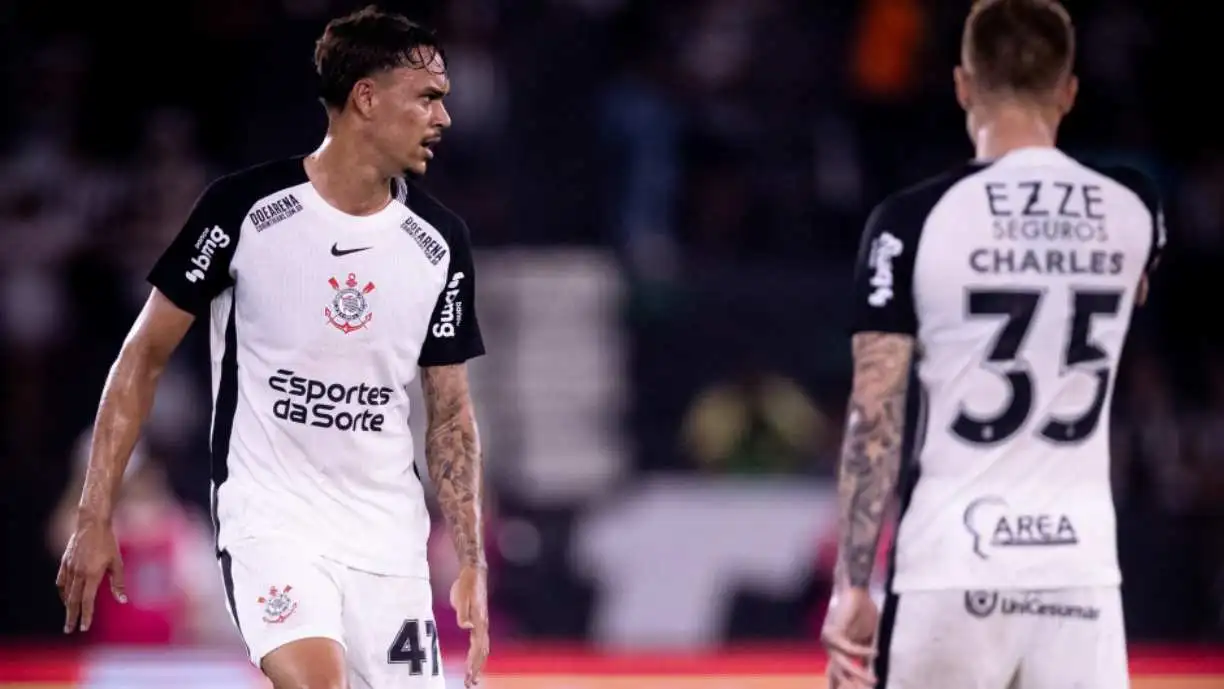 Zagueiro João Pedro Tchoca marca presença no ataque e entra na lista de assistentes do Corinthians. Foto: Rodrigo Coca / Agencia Corinthians