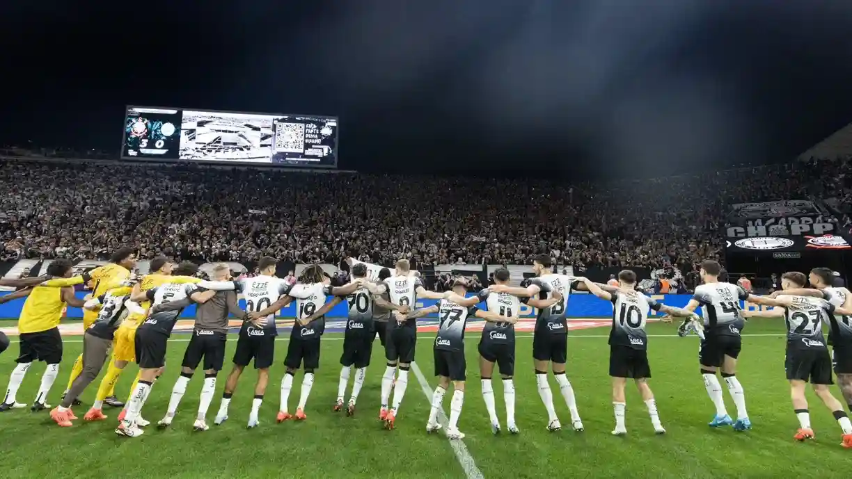 Principal organizada do Corinthians convoca torcida antes de duelo contra o Palmeiras
