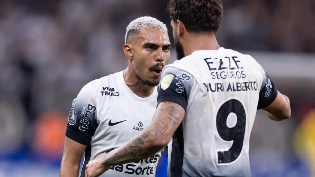 Corinthians segura Matheuzinho e descarta venda ao Besiktas por valor abaixo do esperado e falta de reposição ideal. Foto: Rodrigo Coca/Agência Corinthians