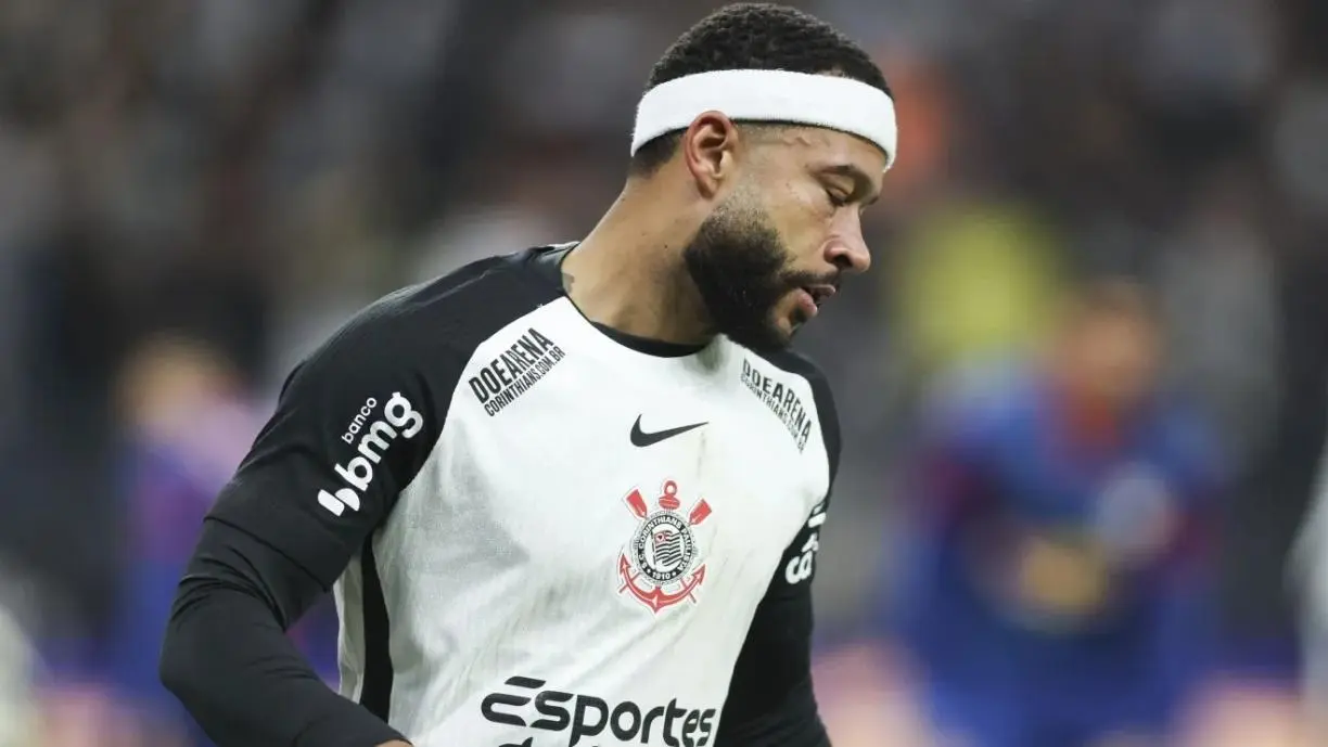 Na volta do Brasileirão, Corinthians perde para o Bragantino no final