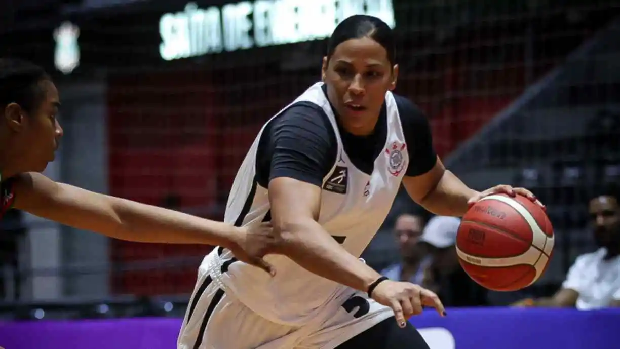 Ariadna, destaque do basquete feminino do Corinthians, inicia nova etapa da carreira em clube do interior paulista. Foto: Beto Miller/ Agência Corinthians
