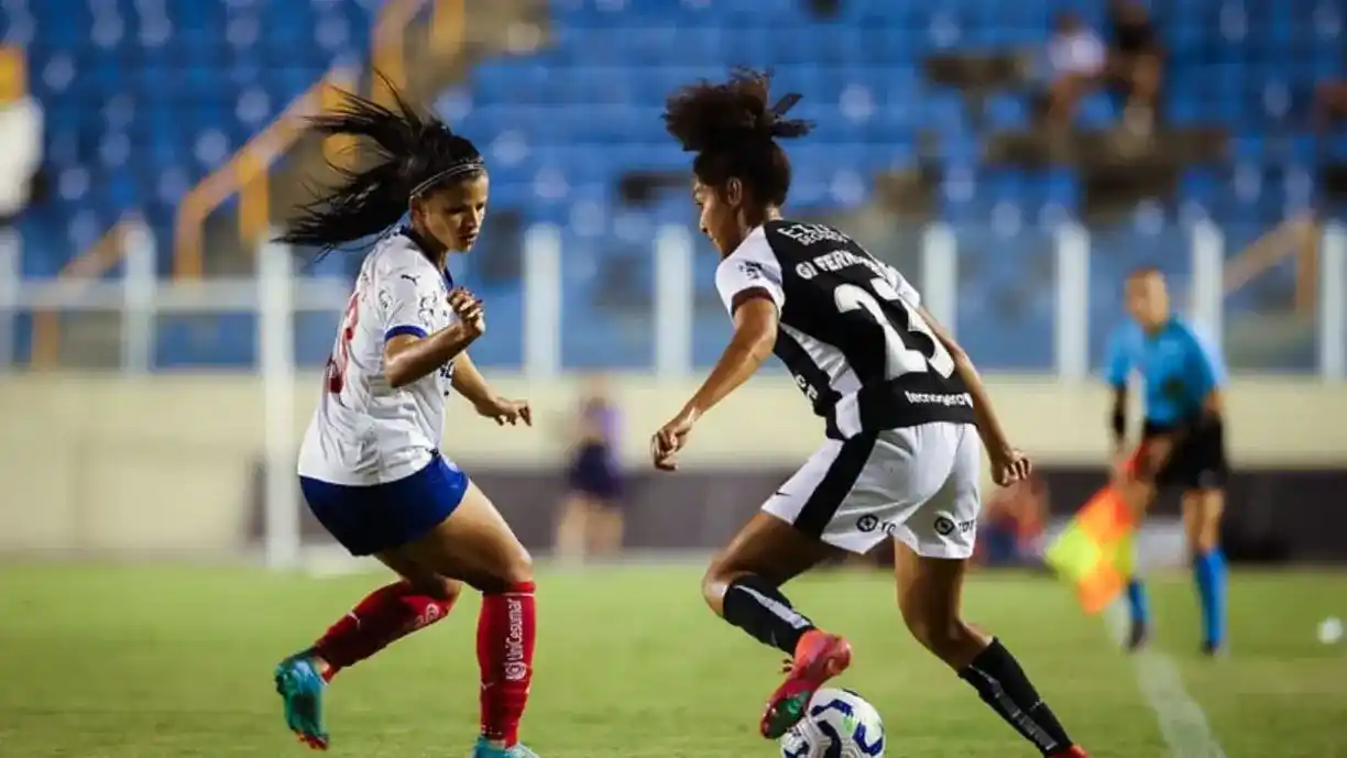 Bahia e Corinthians se enfrentaram na noite deste sábado pelo Campeonato Brasileiro Feminino - Foto: Letícia Martins/EC Bahia