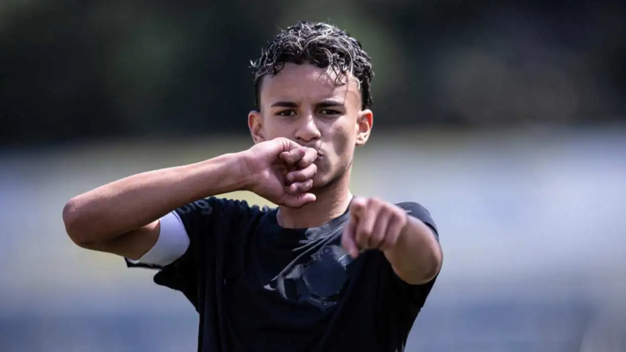 Jogadores do Corinthians Sub-17 durante treinamento para o confronto contra o Vasco da Gama. Foto: Wanderson Oliveira / Corinthians
