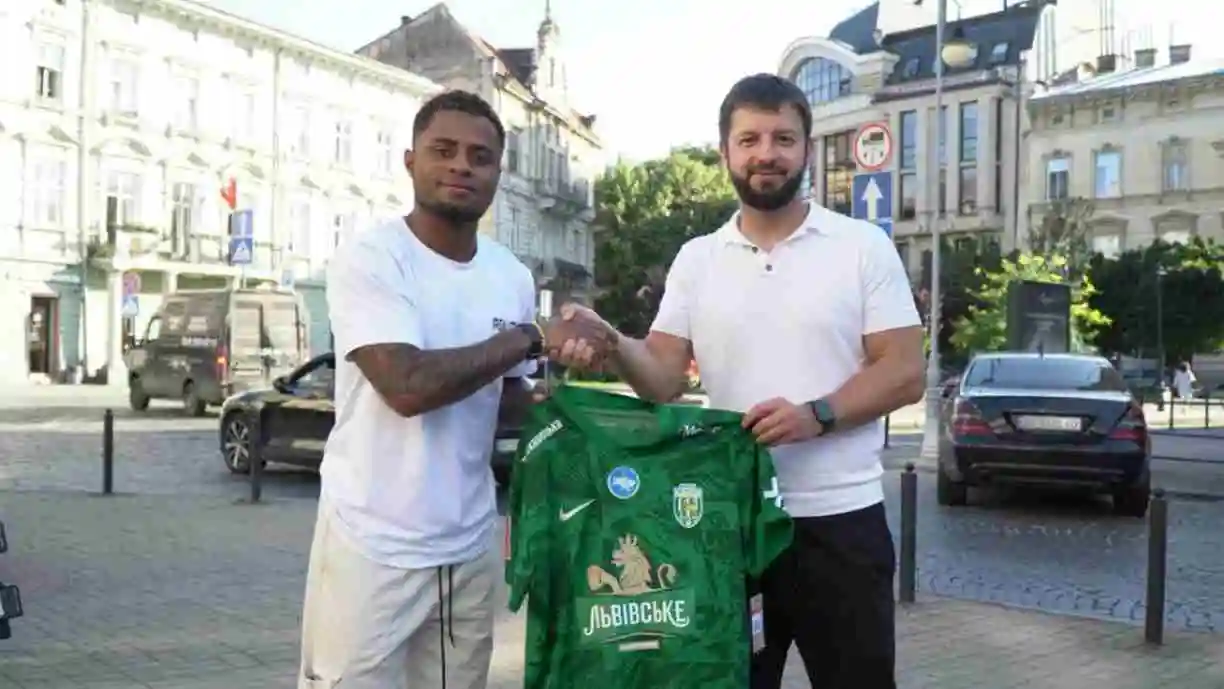 Palacios deixa o Corinthians e é anunciado pelo Karpaty Lviv, da Ucrânia, em empréstimo válido até junho de 2026. Foto: Divulgação / Karpaty