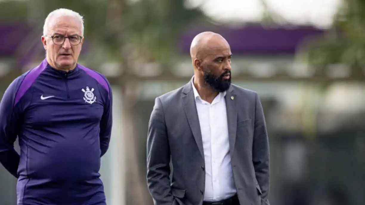 O Corinthians monitora reforços e mantém negociações mesmo com transfer ban ativo. Foto: Rodrigo Coca / Agência Corinthians