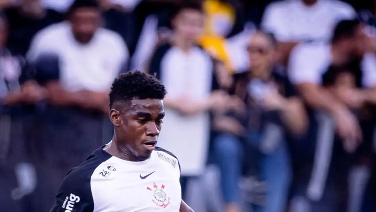 Corinthians e Santos Laguna tentar costurar um acordo pelo não pagamento da transferências de Félix Torres - Foto: Rodrigo Coca/Agência Corinthians