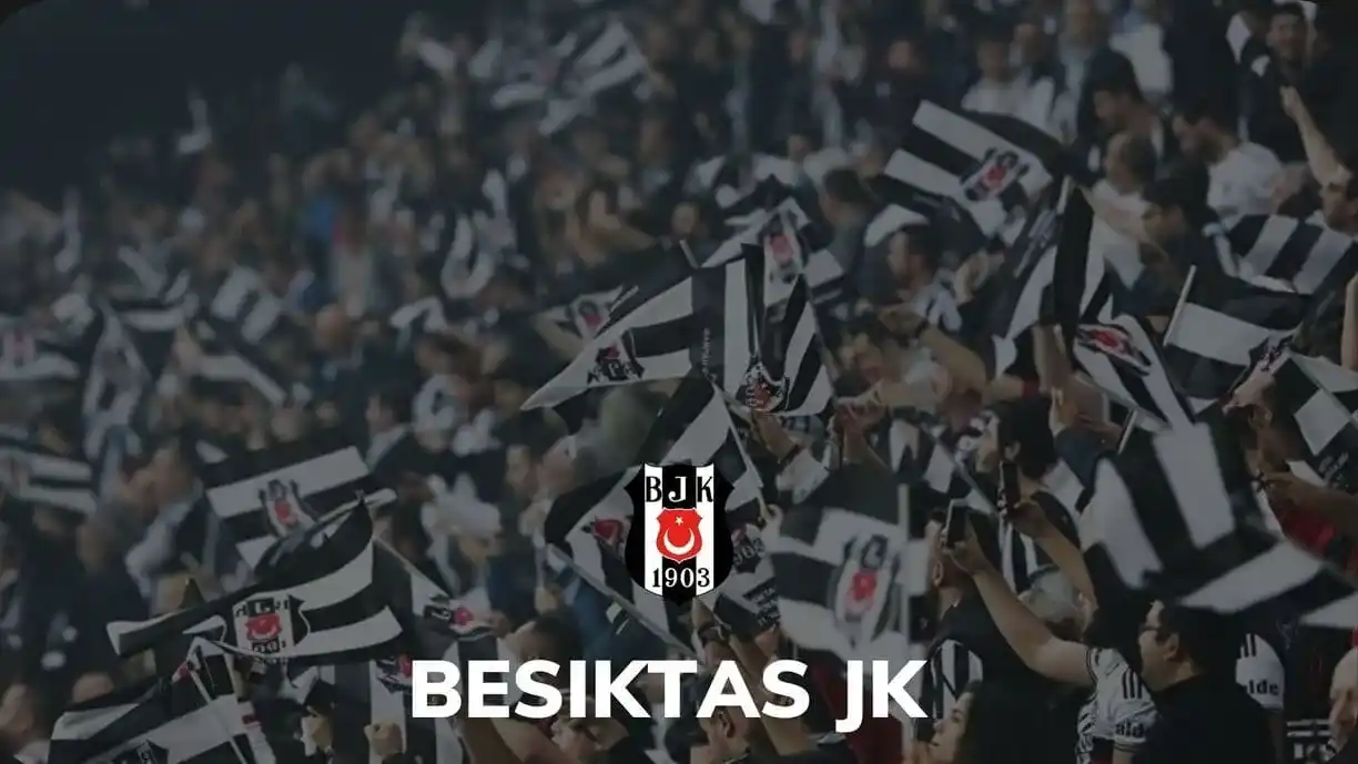 Treinador com passagem pelo Corinthians pode assumir o comando do Besiktas e aguarda definição do clube com Ole Gunnar Solskjær - Foto: Divulgação