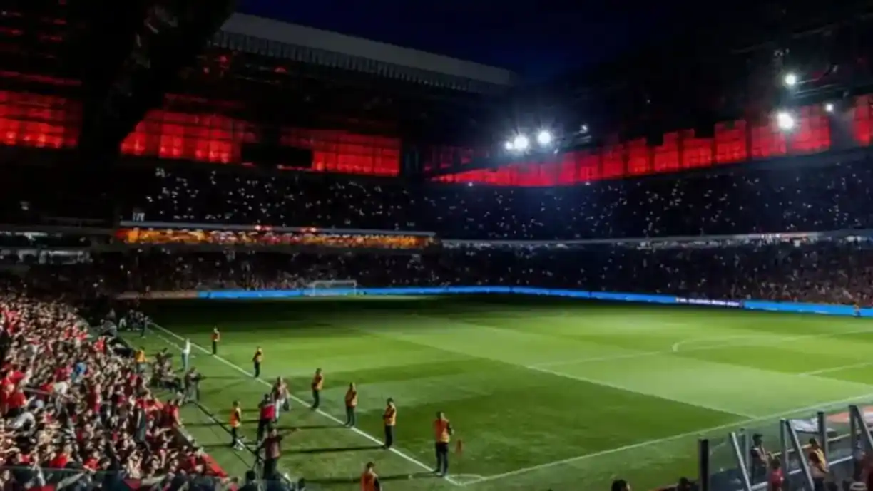 Athletico e Corinthians se enfrentam na próxima quarta-feira (27), na Ligga Arena, valendo vaga nas semifinais - Foto: Divulgação/Athletico Paranaense