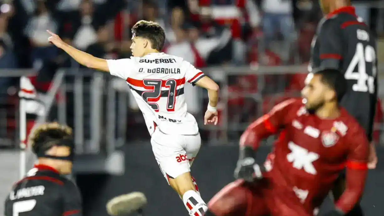 Ex-Corinthians comenta duelo entre São Paulo e Vitória, que terminou 2 a 0 para o tricolor paulista -  Foto: Ascom/São Paulo