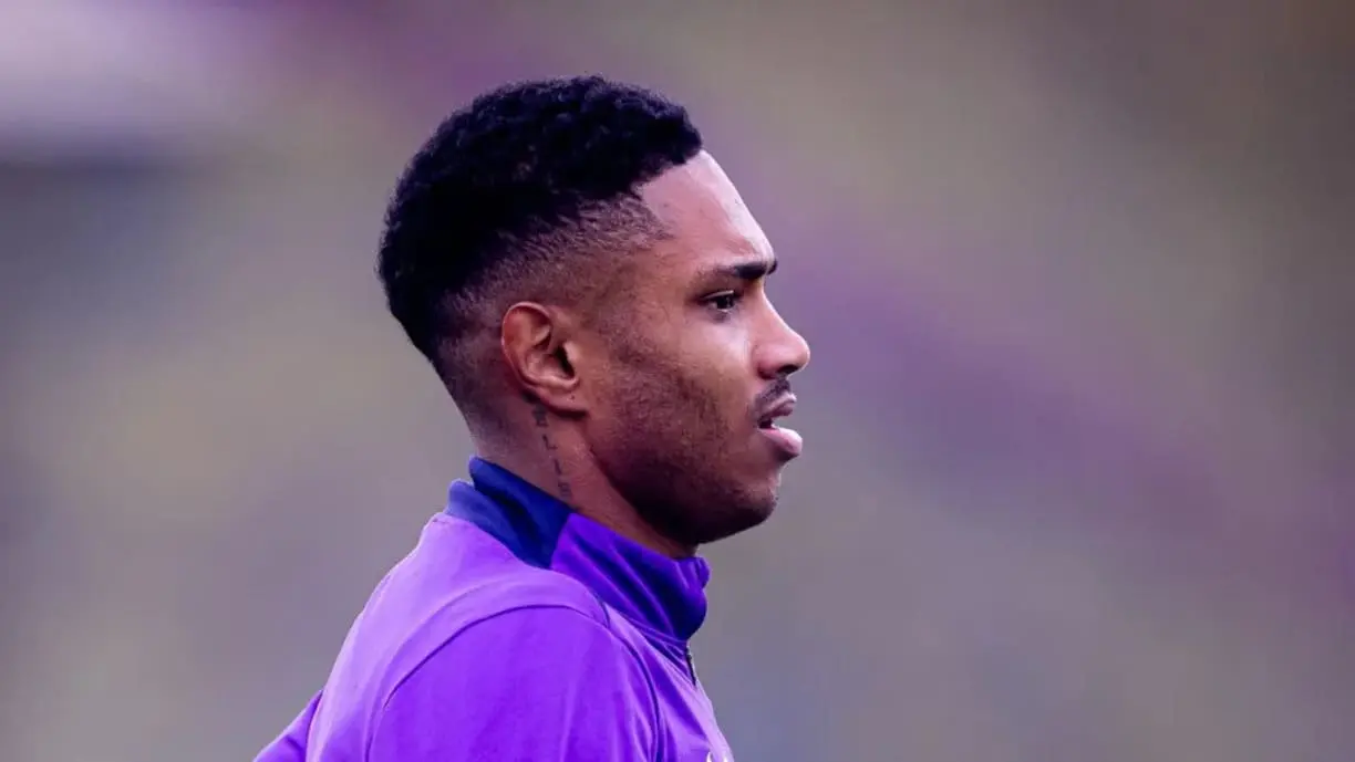 Vitinho lamenta lesões de Yuri Alberto e Memphis Depay no Corinthians: "Momento delicado"