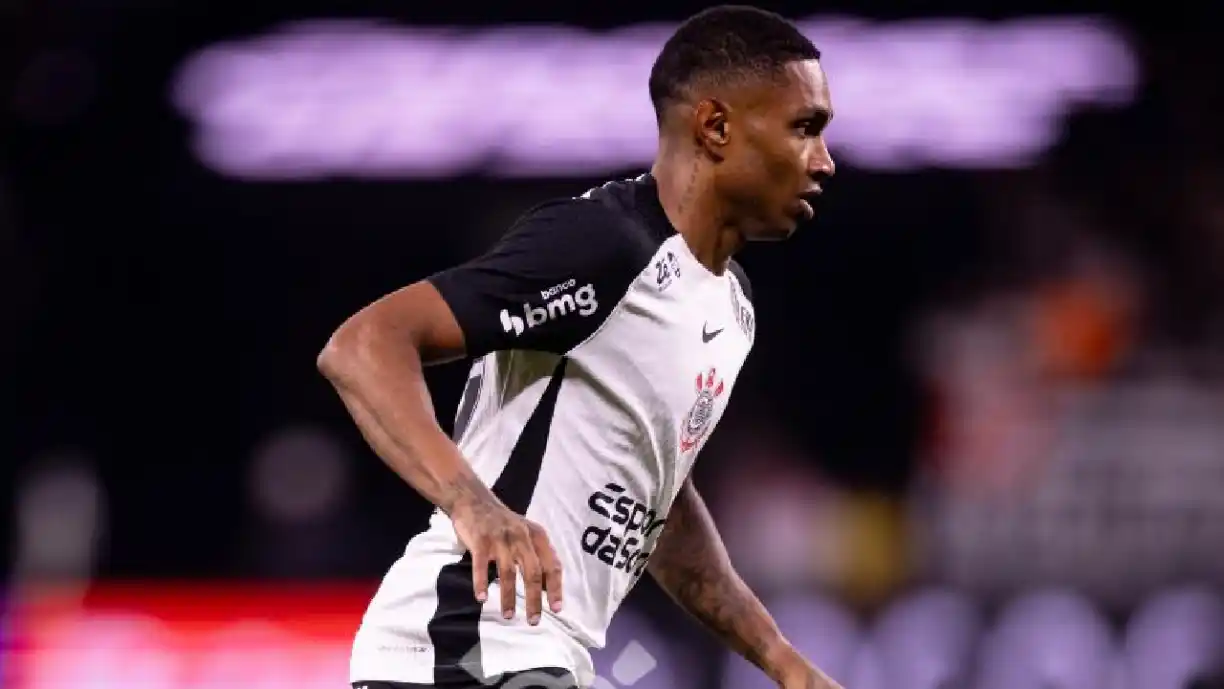 Dorival Júnior promoveu a estreia de Vitinho pelo Corinthians no confronto do último final de semana - Foto: Rodrigo Coca/Agência Corinthians