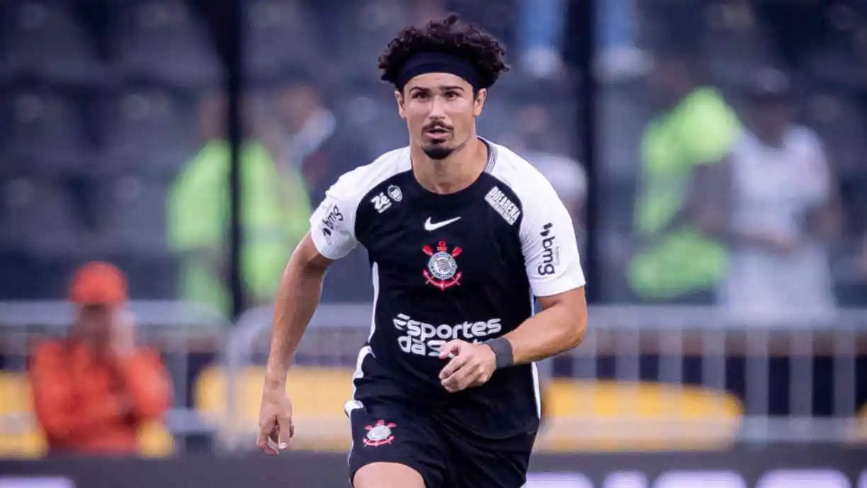 Áudio do VAR revela possível falta em zagueiro do Corinthians e esclarece marcação de pênalti contra o time. Foto: Rodrigo Coca / Agência Corinthians