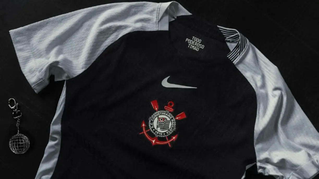 O Corinthians anunciou mais um acordo de patrocínio para este ano de 2025 e diretoria comemora contrato - Foto: Reprodução/Nike