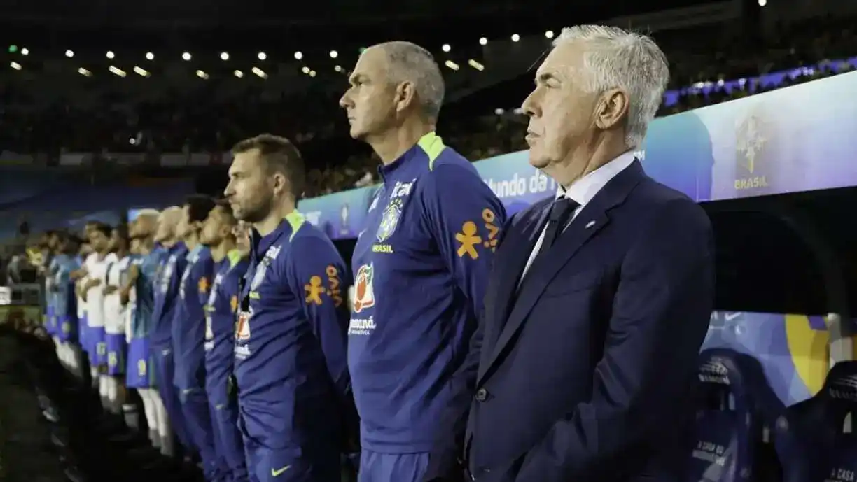 Ex-Corinthians faz elogios à Seleção Brasileira de Carlo Ancelotti: "Colocou a casa em ordem"