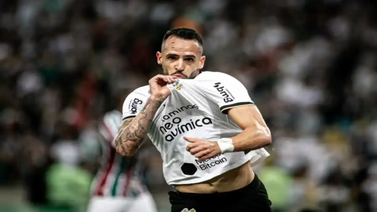 Renato Augusto encerra carreira aos 37 anos, destaca amor pelo Corinthians e planeja futuro no futebol fora dos gramados. - Foto: Reprodução