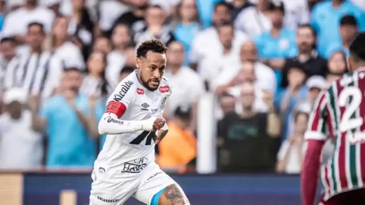 Ex-Corinthians comentou sobre o assunto da não convocação de Neymar, após polêmica do camisa 10 - Foto: Raul Baretta/Santos FC