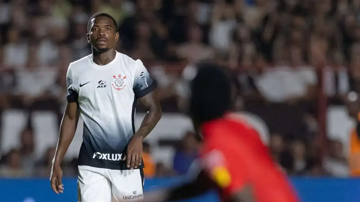 Cacá recebeu uma oportunidade de ser titular do Corinthians diante do Inter - Foto: Rodrigo Coca/Agência Corinthians