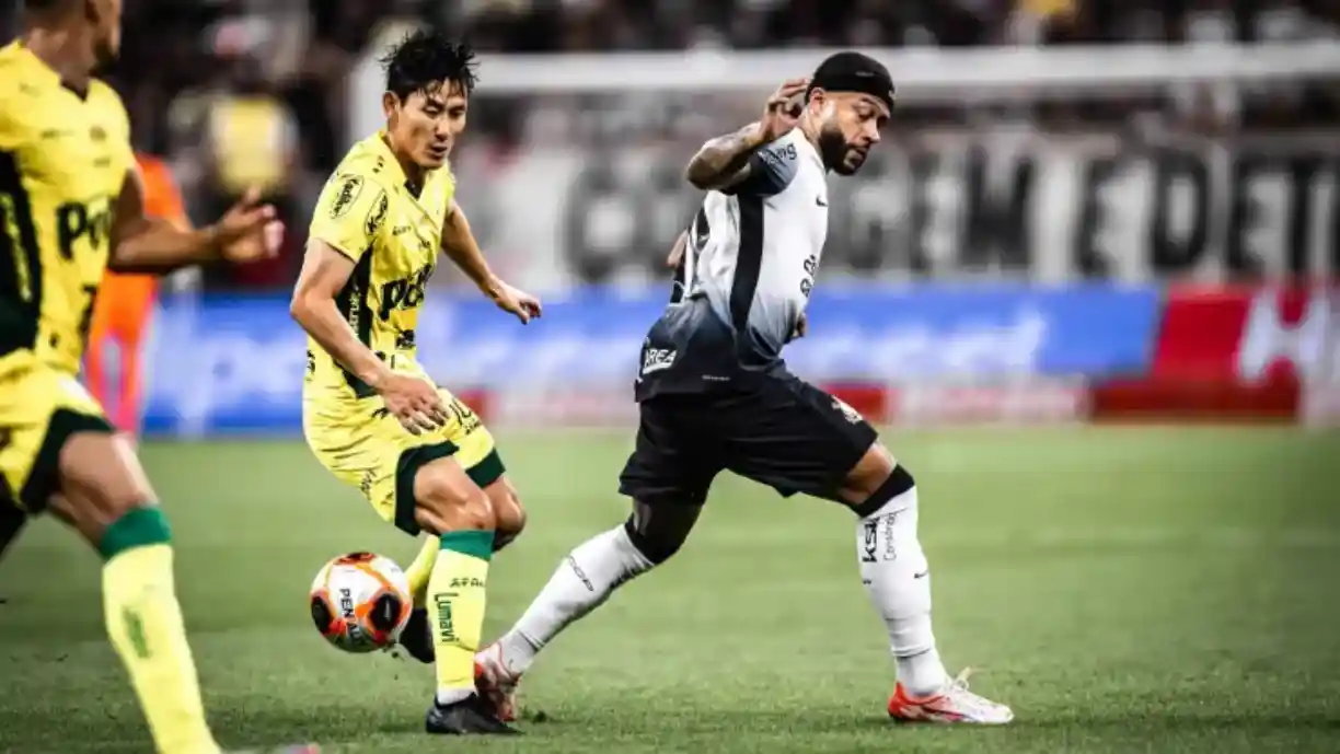 Corinthians enfrenta o Mirassol neste sábado às 21h na Neo Química Arena  - Foto: Leonardo Lima/AGIF pelo SporTV e Premiere. Brasileirão Série A 