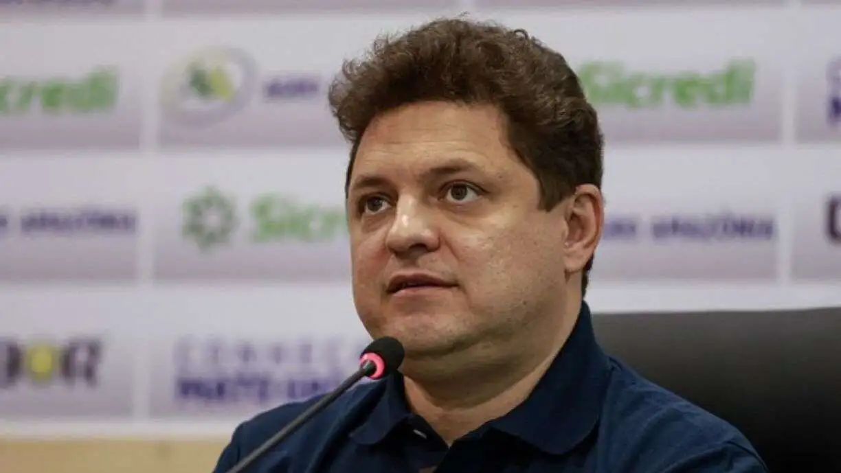 Presidente do Cuiabá elogia CNRD pela punição ao Corinthians: "Tem que parabenizar"
