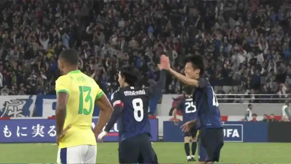 Com Hugo Souza de titular e gol de ex-Corinthians, o Brasil leva virada do Japão