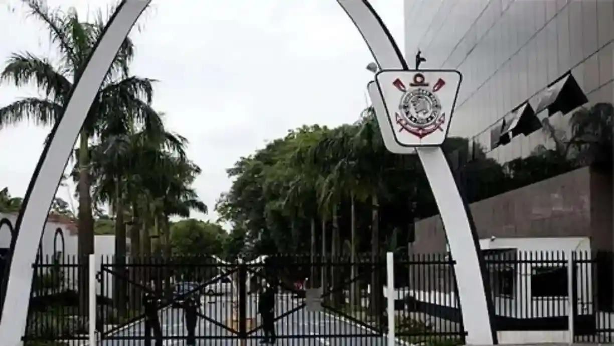 O Corinthians passou por muitas mudanças nesta temporada e antigo coordenador do Timão falou sobre período no clube - Foto: Divulgação/Agência Corinthians