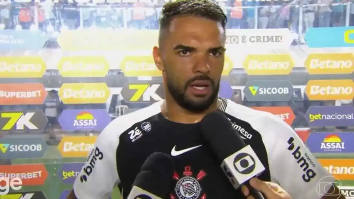 Raniele comenta atuação do Corinthians contra o Santos, na derrota da equipe por 3 a 1 - Foto: Reprodução/TV Globo