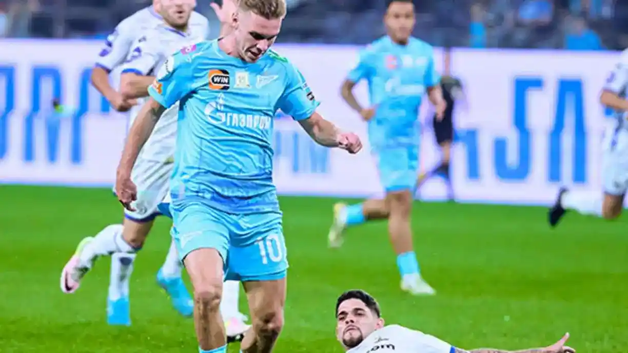 Ex-Corinthians dá vitória do Zenit sobre o Dínamo de Moscou pelo Campeonato Russo, no último final de semana - Foto: Divulgação/Zenit English