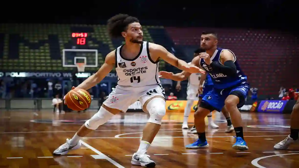 Corinthians pode congelar basquete em 2026; Stabile cita déficit e busca patrocínios para manter modalidade - Foto: Beto Miller/Agência Corinthians