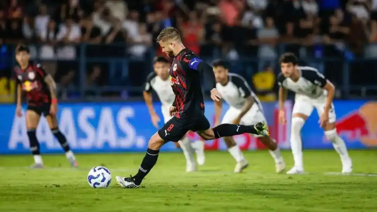 Dorival Júnior critica Edina Alves após a derrota do Corinthians para o Bragantino, fora de casa - Foto: Ari Ferreira/Red Bull Bragantino