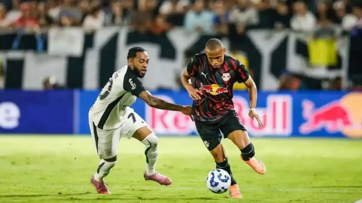 Vagner Mancini comemora partida do Bragantino diante do Corinthians - Foto: Ari Ferreira/Red Bull Bragantino