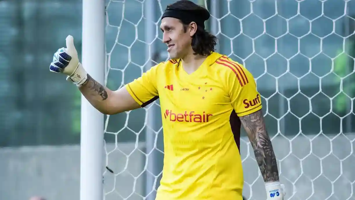 Ex-Corinthians, Cássio ainda não teve o seu gol vazado quando enfrenta seu antigo clube - Foto: Gustavo Aleixo - Cruzeiro