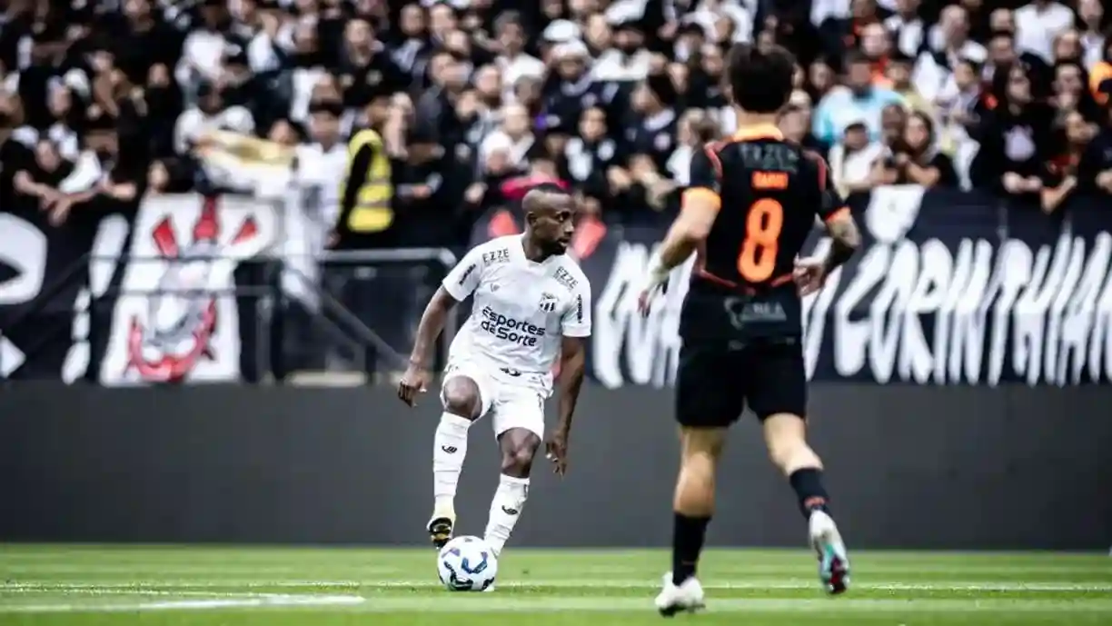 O Corinthians foi derrotado pelo Ceará, na tarde deste domingo (09), pelo placar de 1 a 0 - Foto: Gabriel Silva / Ceará SC