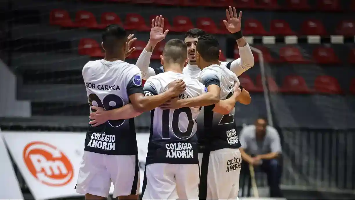 Corinthians encara Ferroviária Pinda no Parque São Jorge após 7x2, buscando vaga na final do Paulista - Foto: Beto Miller/Agência Corinthians
