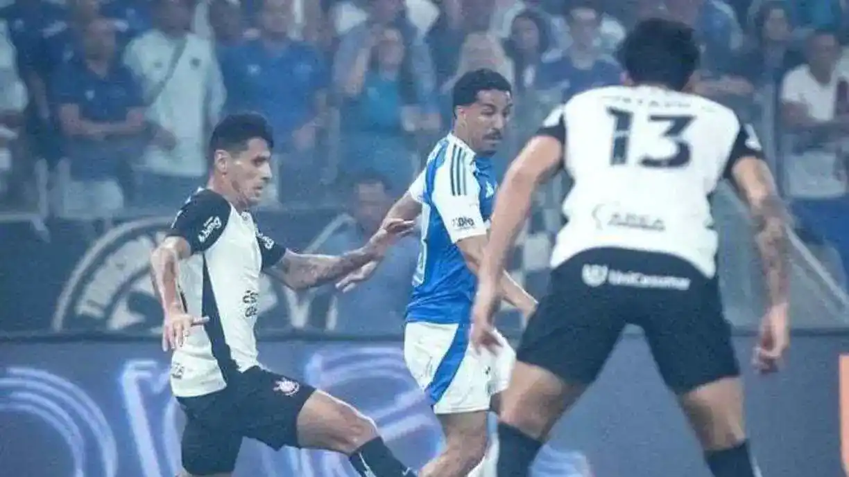 Gustavo Henrique comentou sobre a derrota do Corinthians para o Cruzeiro - Foto: Gustavo Aleixo/Cruzeiro