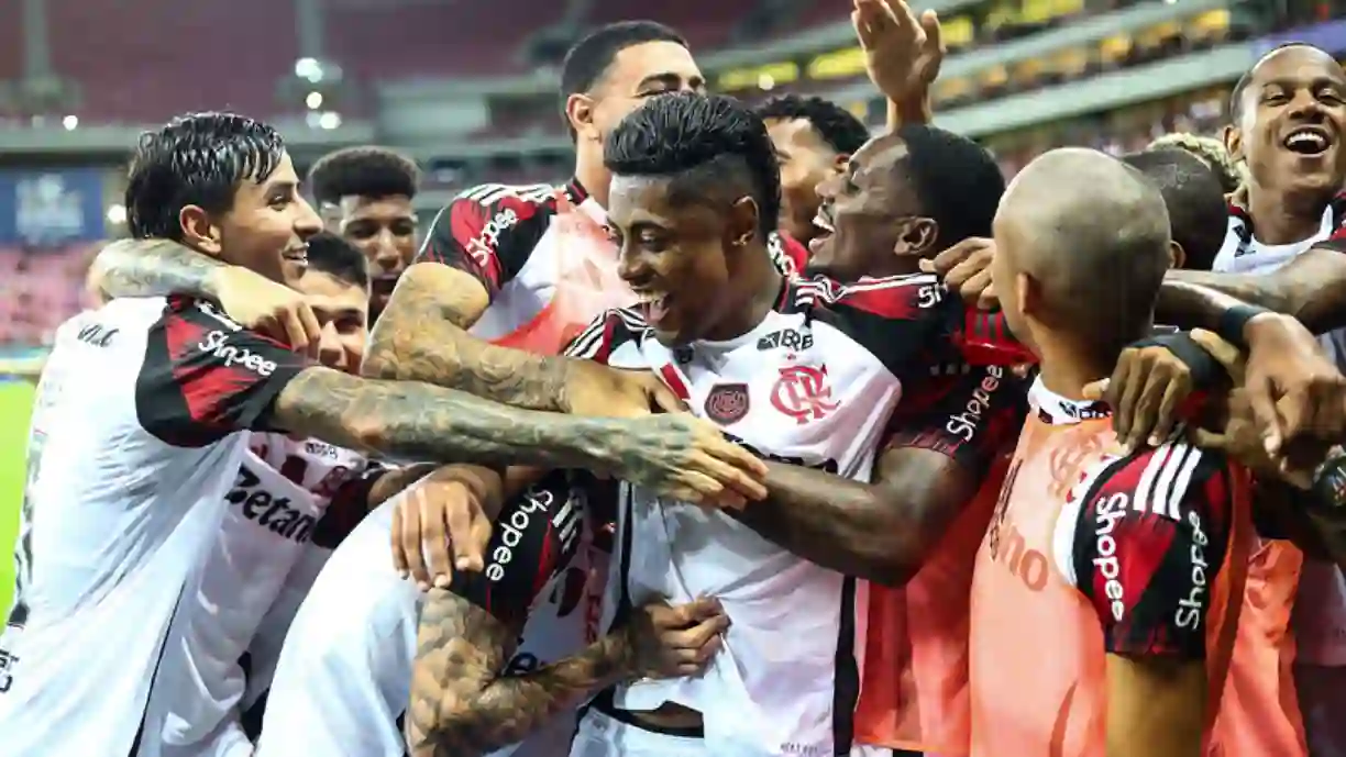 Timão disputa Pablo, mas São Bernardo mostra interesse e pode dar “chapéu” no Corinthians - Foto: Gilvan de Souza/Flamengo